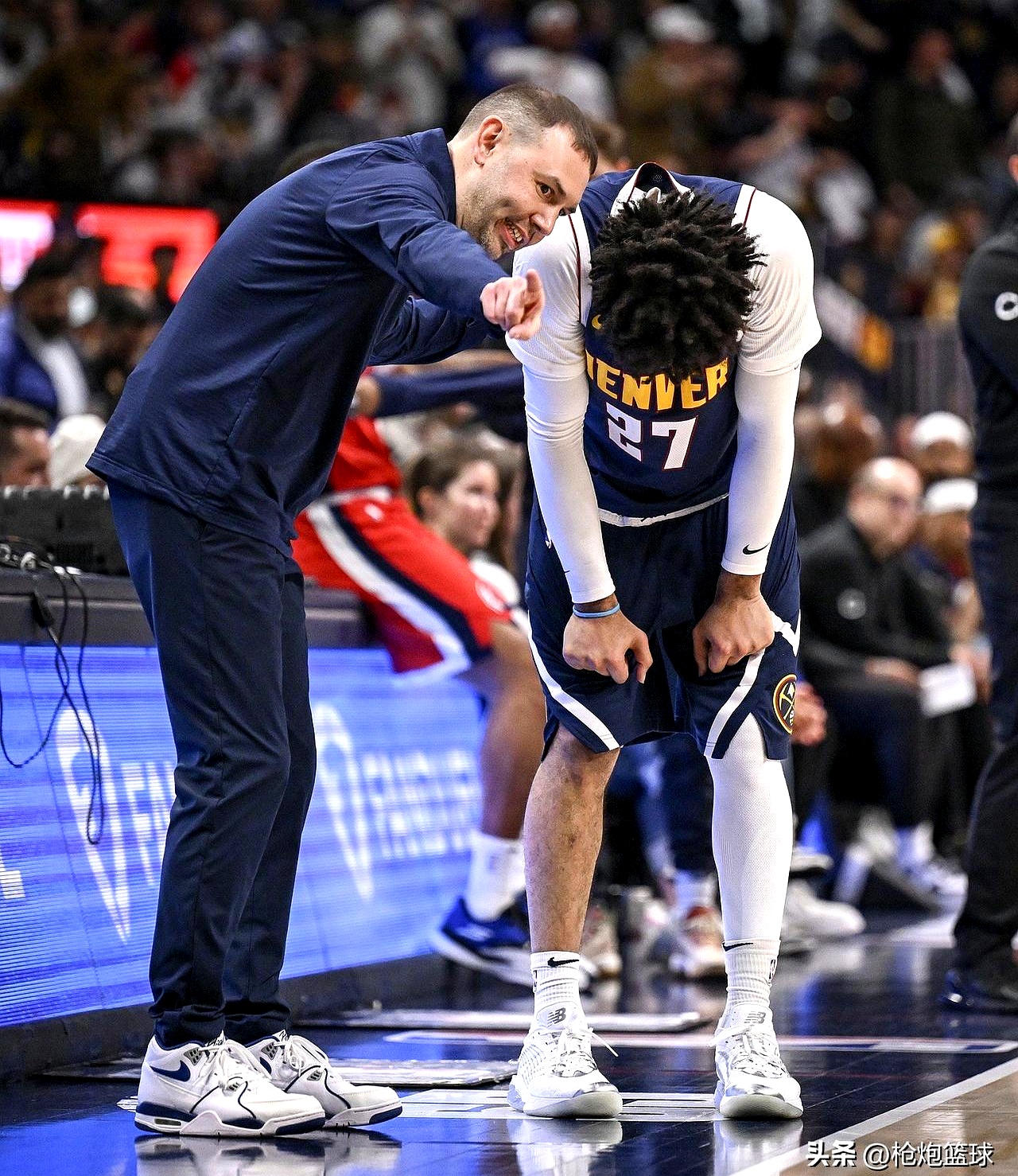 九游-穆雷在掘金比赛中重返赛场，出色防守引发热议！