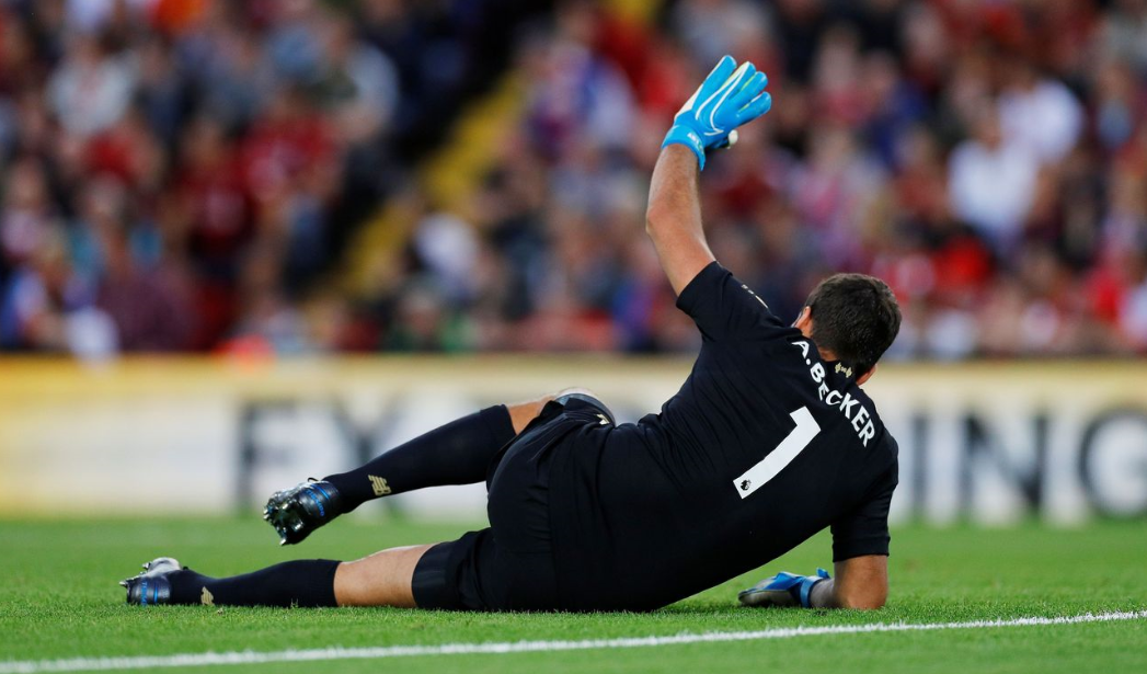 九游-包含德罗巴在瑞士队比赛中大胜，高光表现引发热议！的词条