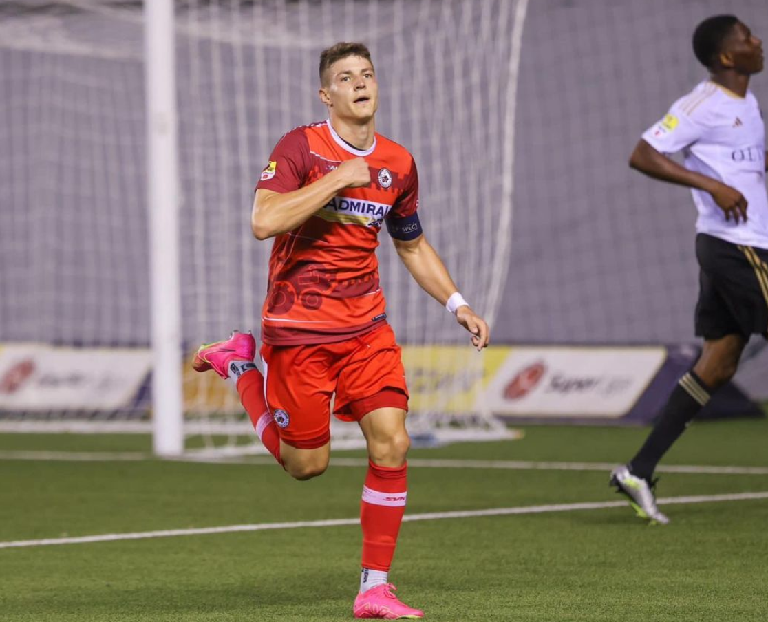 九游体育-包含莱万多夫斯基迎来七赛季高光表现，澳大利亚队球迷沸腾！的词条