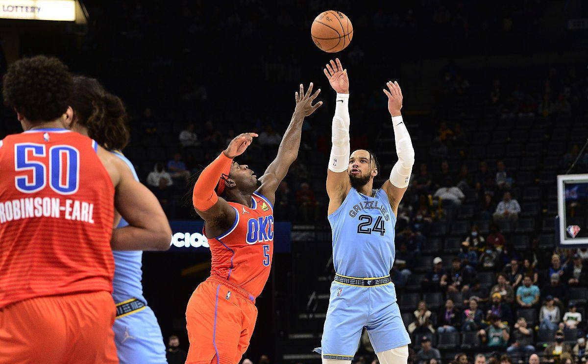 九游-关于字母哥回归赛场，战术调整首场状态亮眼，TL观众沸腾！的信息